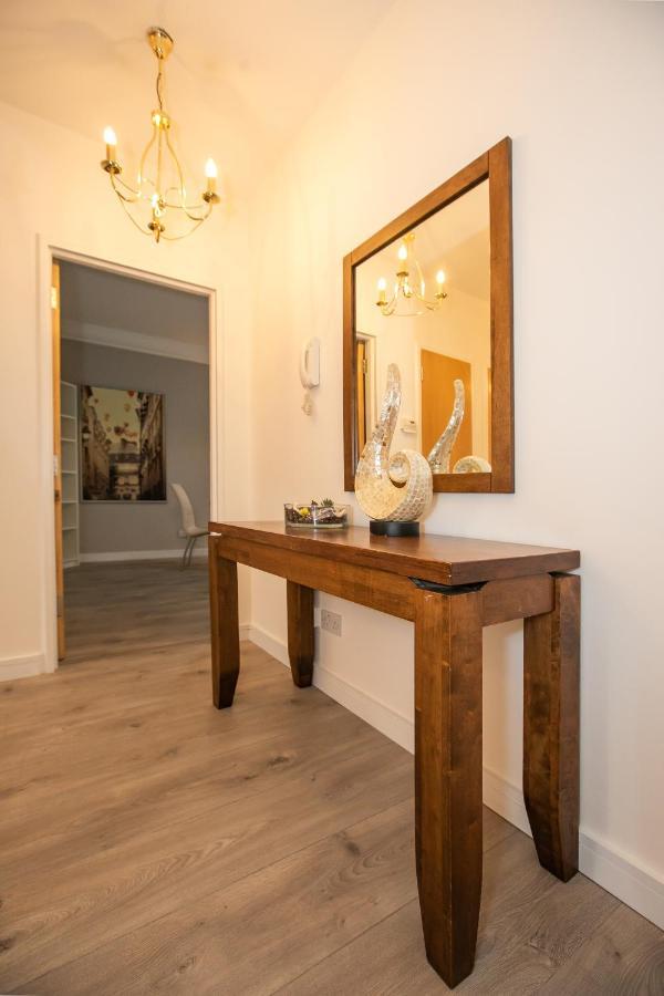 Ifsc Townhouse Apartments Dublin Bagian luar foto