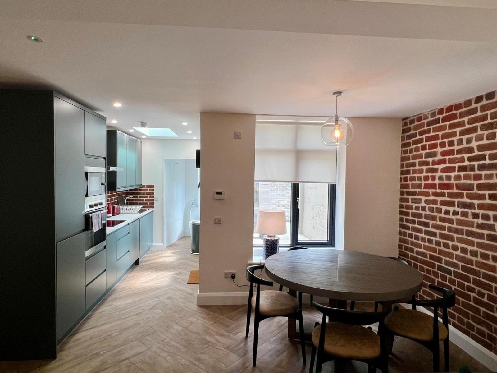 Ifsc Townhouse Apartments Dublin Bagian luar foto